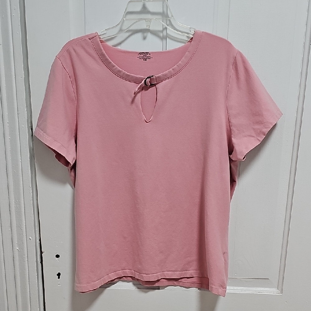 Women's Pink Top With Buckle On Collar